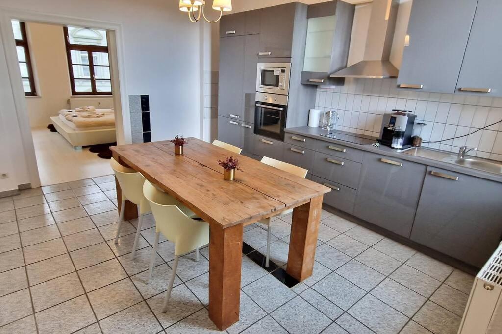 Luna City-Apartment 80Qm 2 Zimmer 2 Baeder 20Km Messe Airport Krefeld Dış mekan fotoğraf