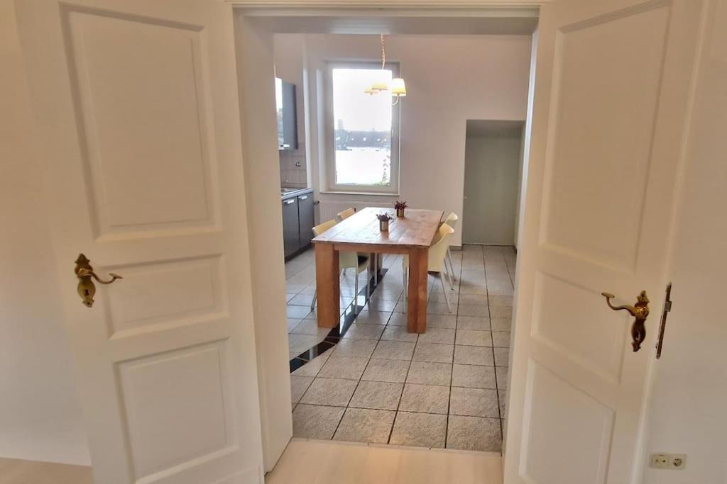 Luna City-Apartment 80Qm 2 Zimmer 2 Baeder 20Km Messe Airport Krefeld Dış mekan fotoğraf